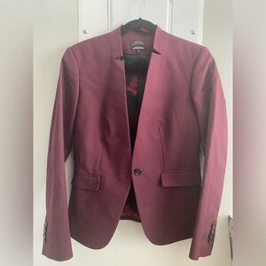 RW&Co. Burgundy Fitted Suit Blazer
